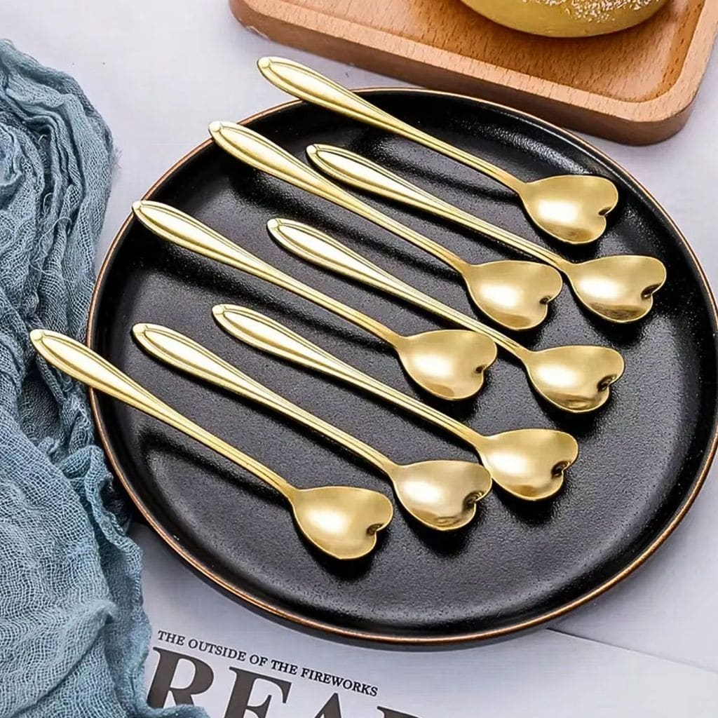 Kit 10 Colheres Coração - Cozinha Mesa Posta Douradas Café Sobremesa Chá Aço Inoxidável